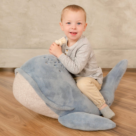 WHALE POUF