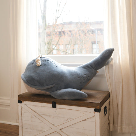 WHALE POUF