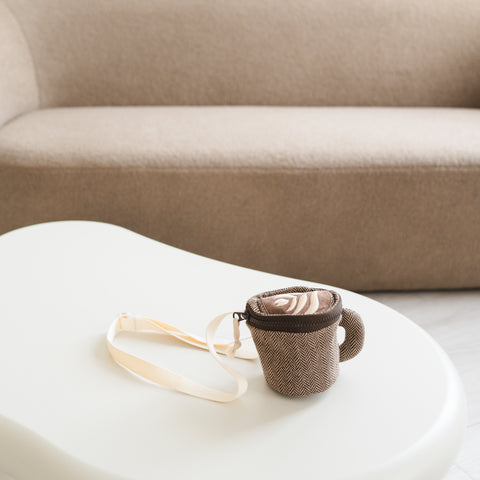 CAFE HOPPER sling bag