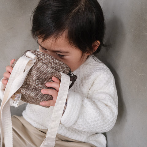 CAFE HOPPER sling bag