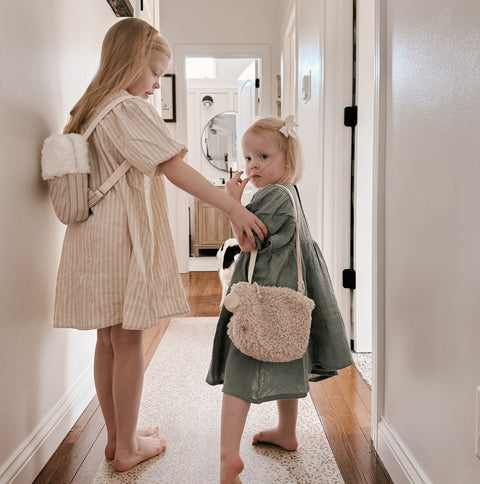 SWEET SCOOP sling bag