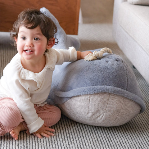 WHALE POUF