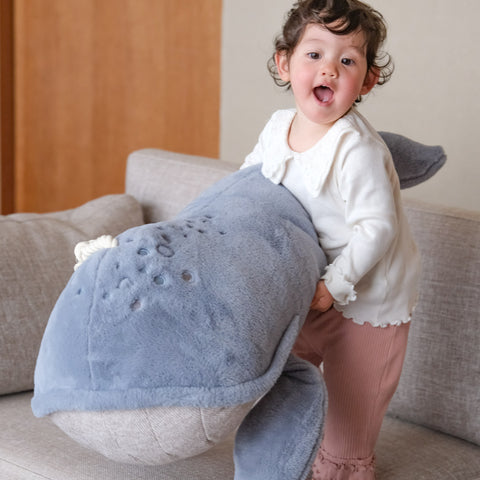 WHALE POUF