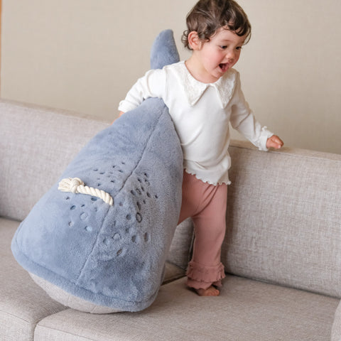 WHALE POUF