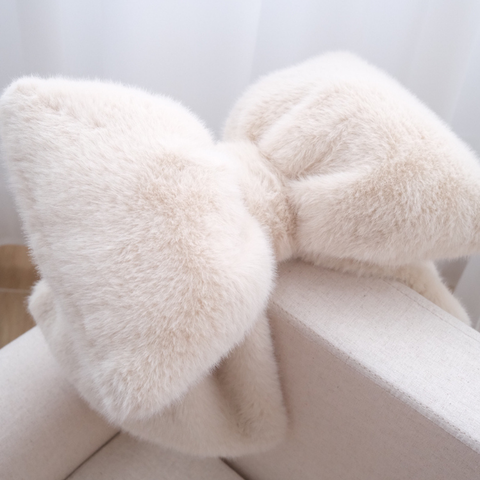 BOW PLUSH