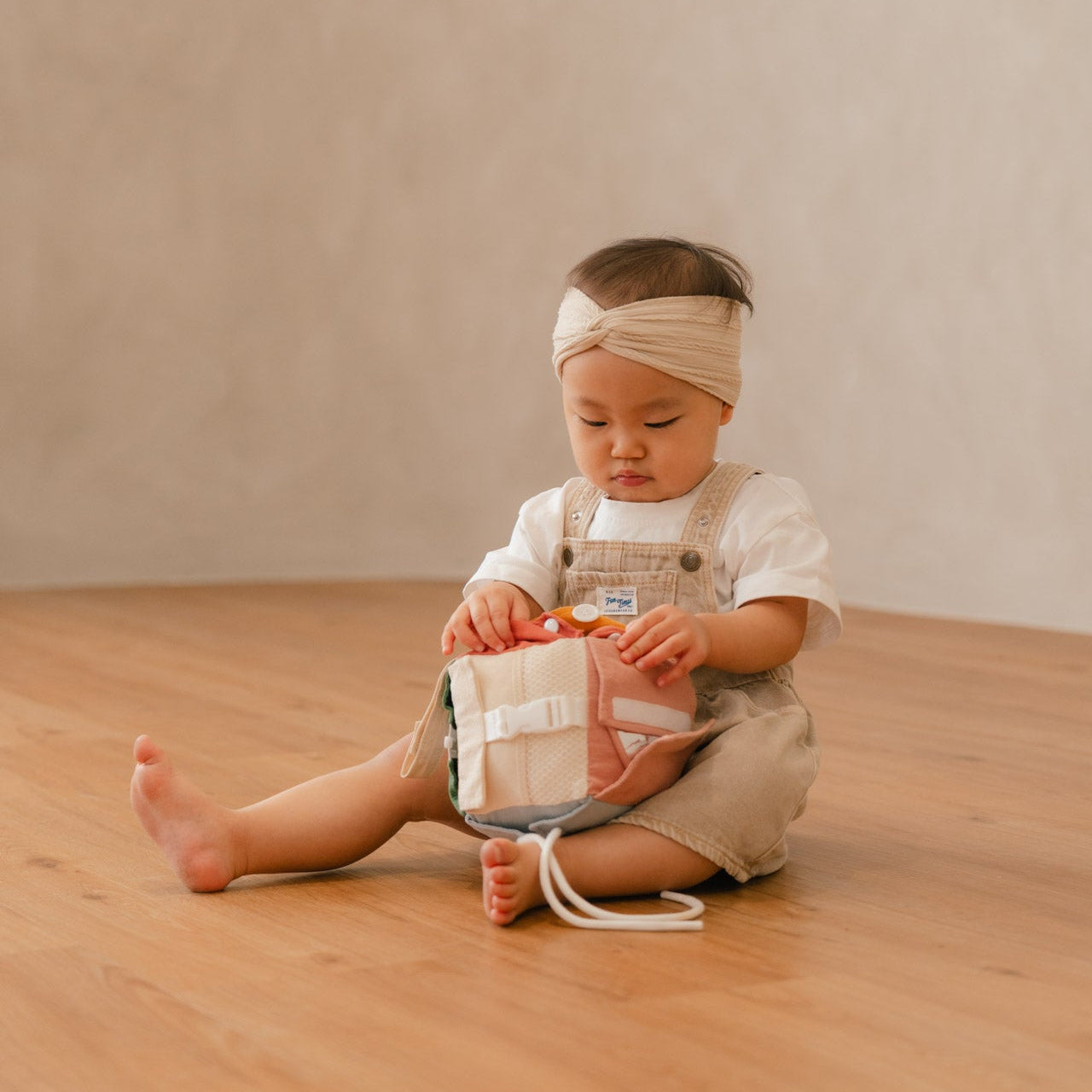 BABY Lグッズ BUSY CUBE – Little Lamb Kind