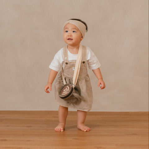 CAFE HOPPER sling bag