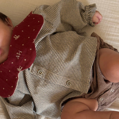 Poppy Bib