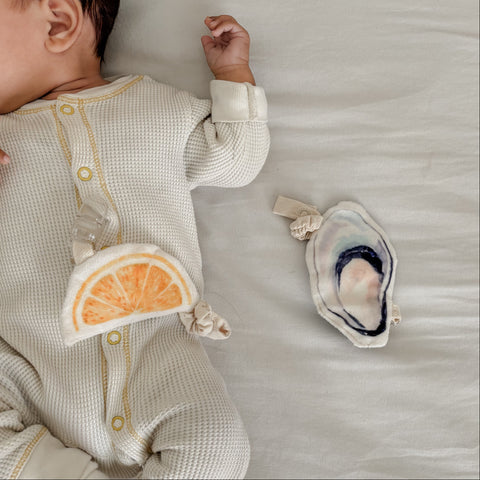 THE WORLD IS YOUR OYSTER