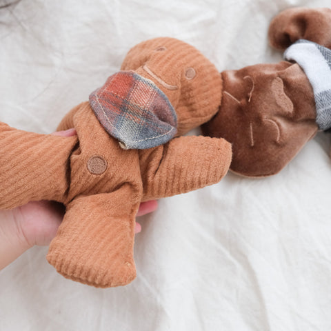 EMOTIONS GINGERBREAD MEN BEANIES