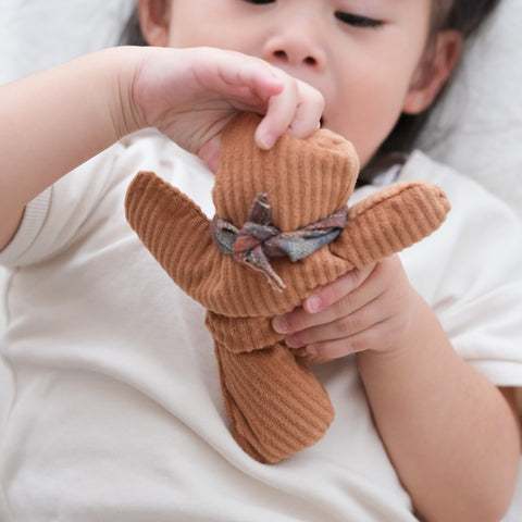 EMOTIONS GINGERBREAD MEN BEANIES